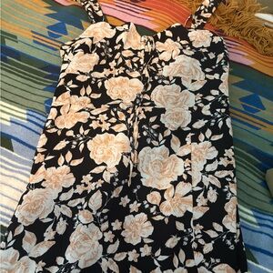 Abercrombie & Fitch Black and Cream Floral Top